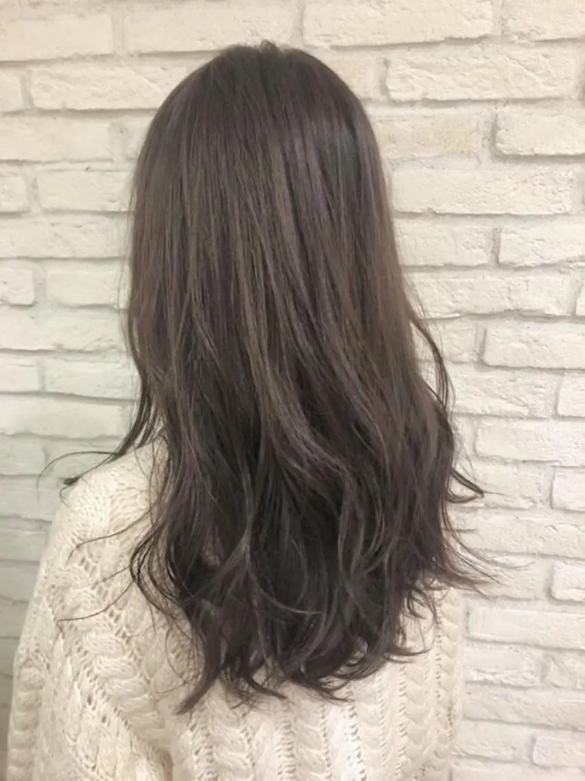 ロング カラー ベージュカラー ショコラベージュ 大平 美沙のヘアスタイル