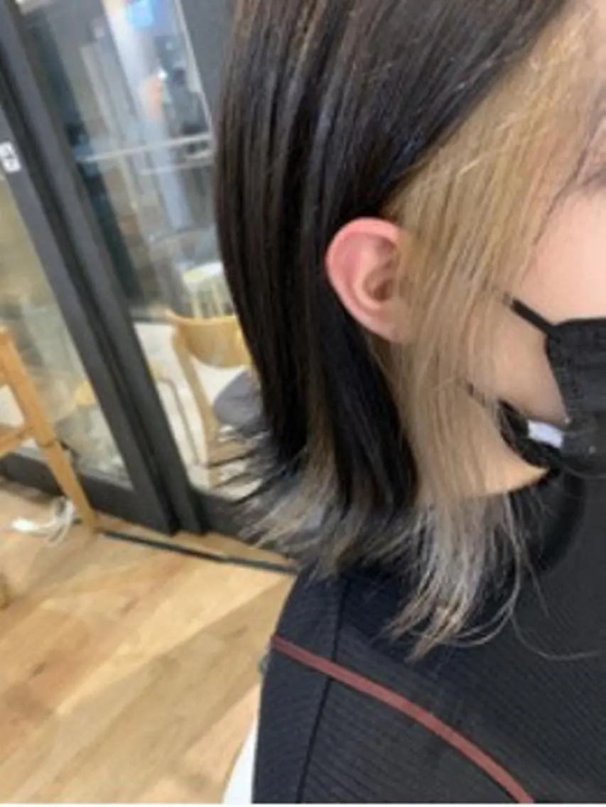 ミディアム カラー パーマ ヘアアレンジ ミディアムパーマ アディクシーカラー ベージュカラー ブリーチ ケアカラー カット ヘアカラー トリートメント ヘアケア特化型サロン newi 梅田のヘアスタイル