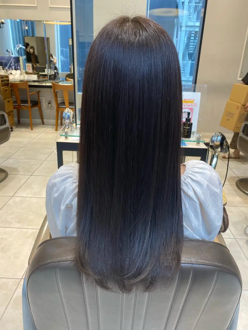 ロング 美髪矯正透明感カラー 江川 和輝のヘアスタイル