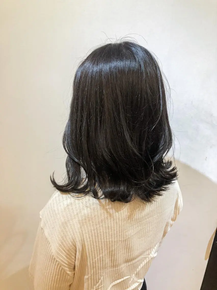 ミディアム カラー パーマ ヘアアレンジ ブルーカラー ブルージュ ボブ くびれヘア 新宿/顔周りカット +レイヤー＝しずく♩のヘアスタイル