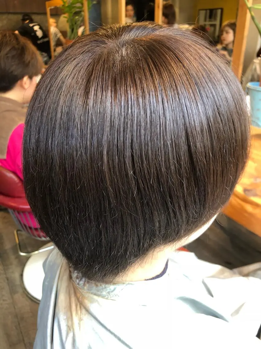 カラー レッドカラー ISHIMORI  のヘアスタイル