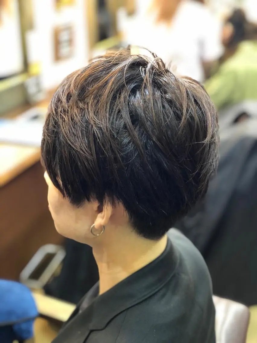 ショート メンズ 刈り上げ くせ毛特化・縮毛矯正 メンズパーマ・笠原のヘアスタイル