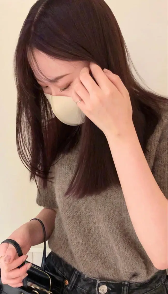 ロング ピンクラベンダー ヘアカラー トリートメント 落合希 Olivebeigeのヘアスタイル