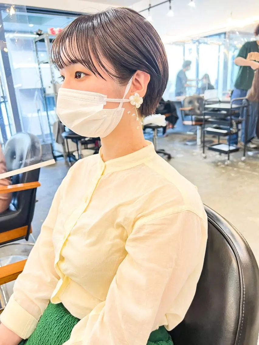 ショート カラー アッシュ ベージュカラー ショートヘア アンニュイレイヤー/ 火ノ見🪡のヘアスタイル