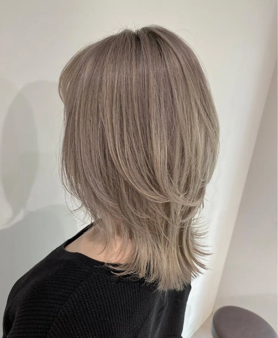 ミディアム カット ヘアカラー トリートメント scene. haraのヘアスタイル