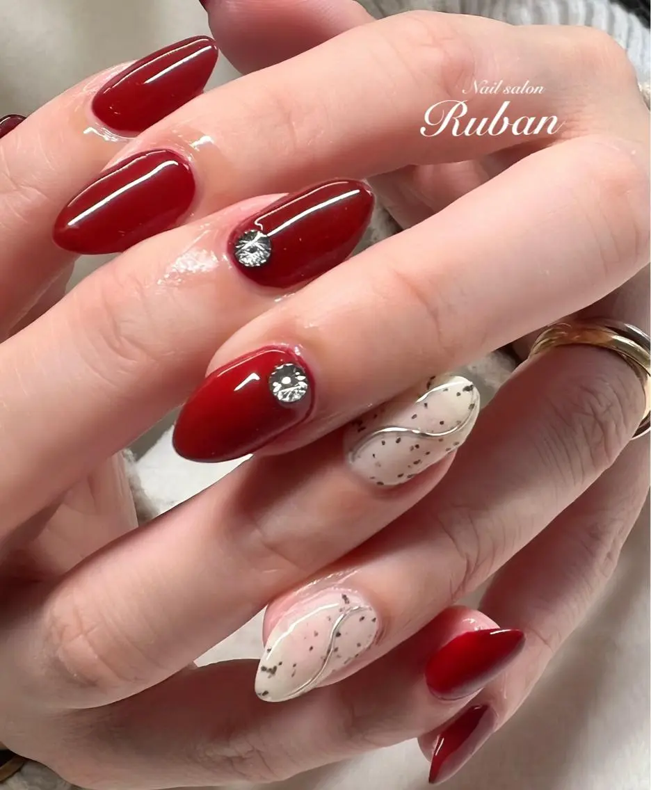 ネイル ボルドー 赤色 シンプルネイル Nail salon Rubanのネイルデザイン