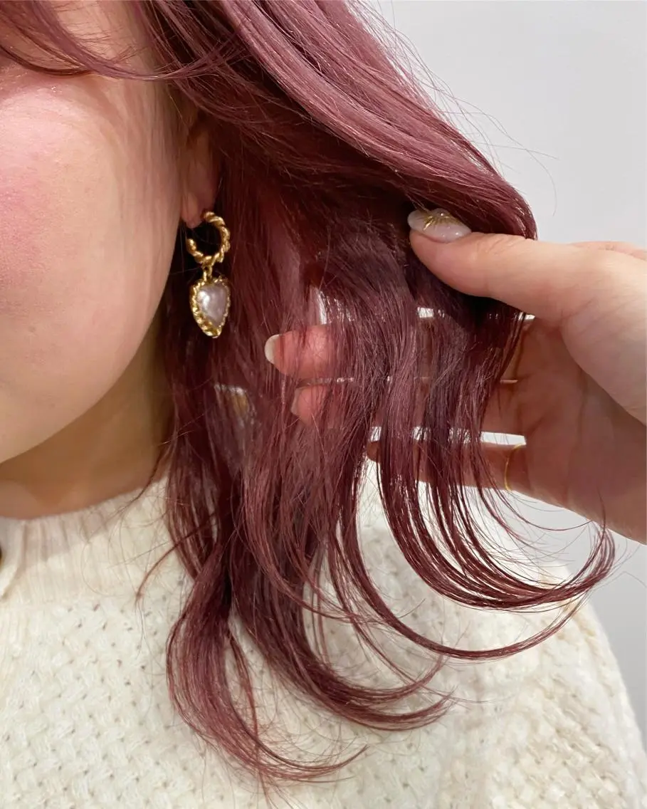 ミディアム カラー アッシュ ベージュカラー ブラウンカラー ピンクカラー ピンクパープル .. meiのヘアスタイル