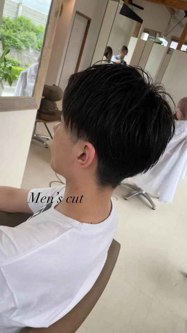 メンズ カット 鈴木 妃帆未のヘアスタイル