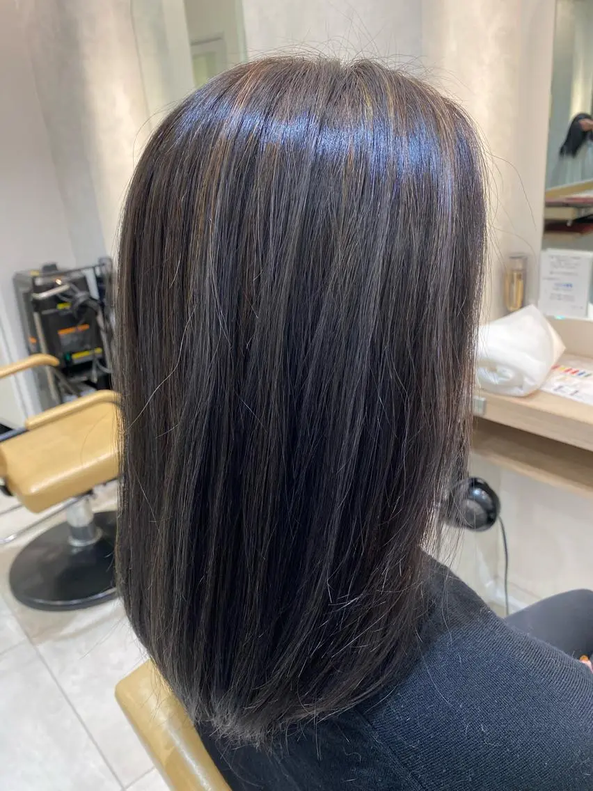 ミディアム カラー カット ヘアカラー トリートメント お客様満足度No.1 🐶柴田みどりのヘアスタイル