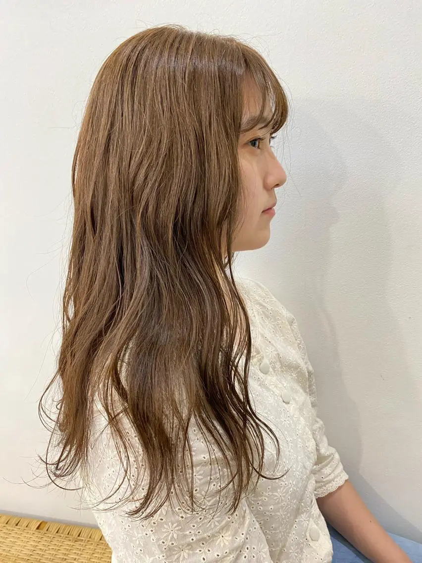ロング カラー ベージュカラー ブリーチ ダブルカラー ブリーチなしカラー ヘアカラー 透明感カラー🫧 nanohaのヘアスタイル