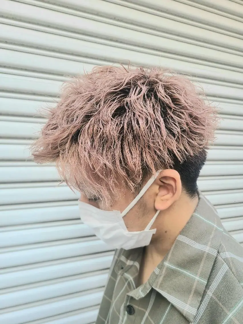 カラー パーマ メンズ メンズパーマ ツイストスパイラルパーマ スパイラルパーマ 特殊パーマ 片山恭兵のヘアスタイル