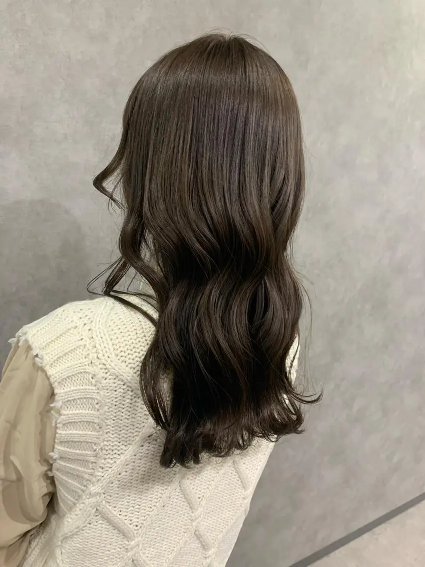 ロング ヘアカラー ゆきな 5月から復帰のヘアスタイル