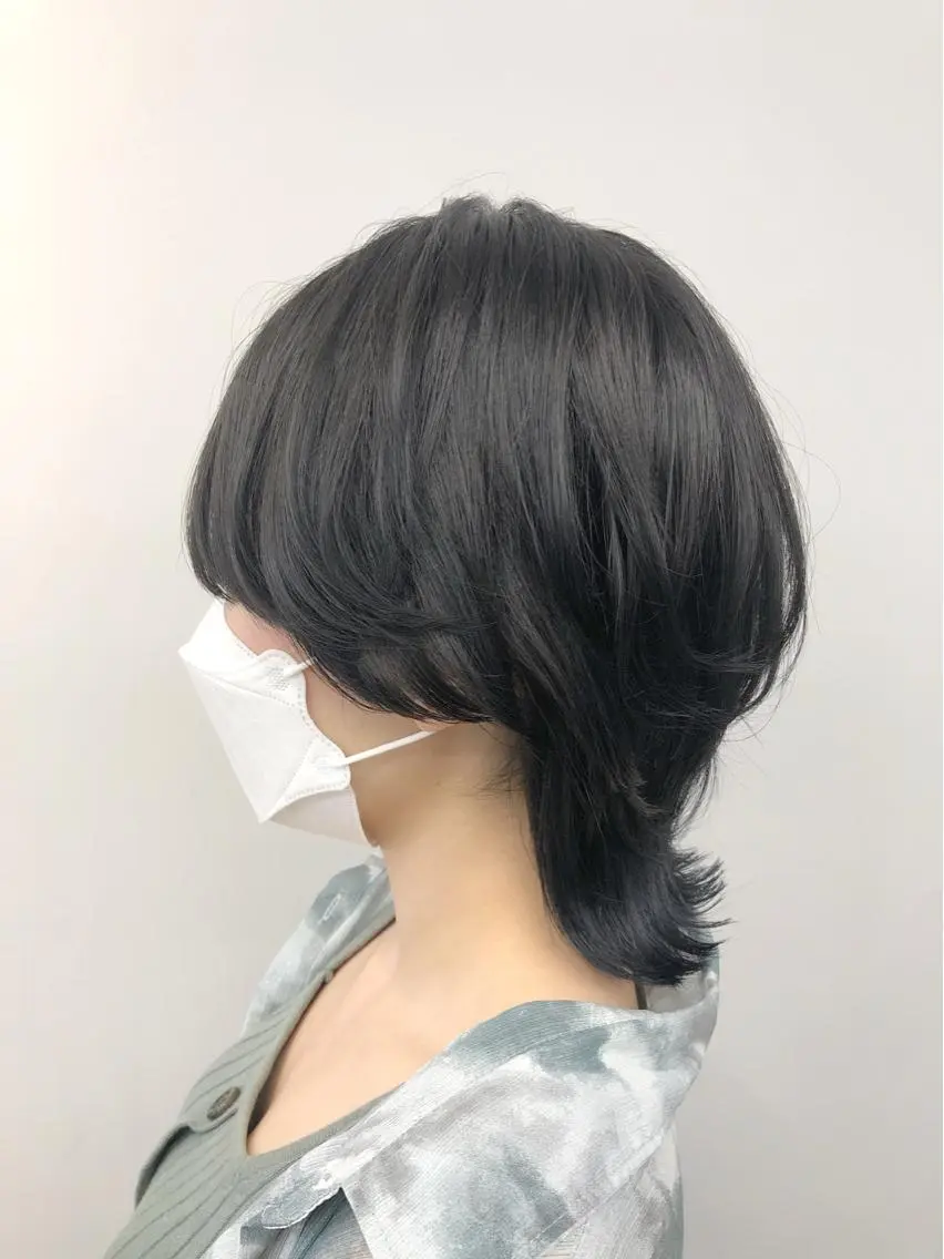 ショート カラー 黒髪 ブルーカラー ブルーブラック ショートヘア ウルフカット 代表 YUKI ☆のヘアスタイル