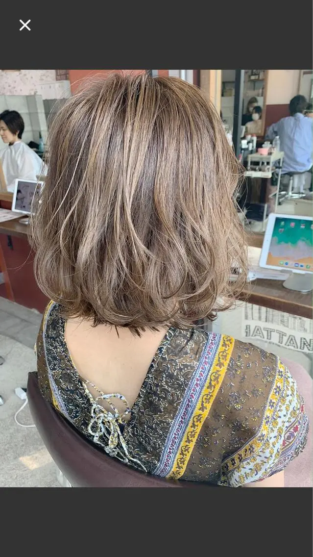 ショート 高梨 里穂のヘアスタイル