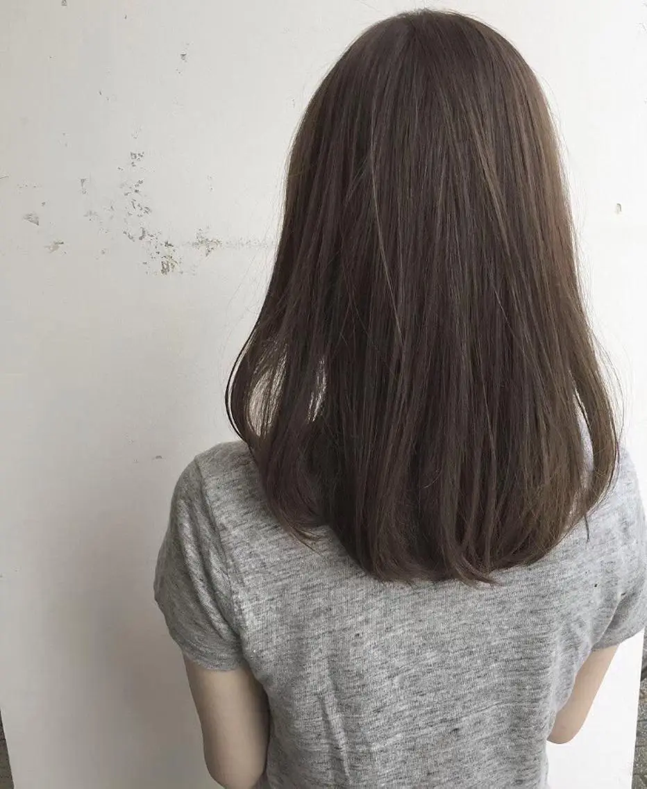 ミディアム ナルミ ケイスケのヘアスタイル