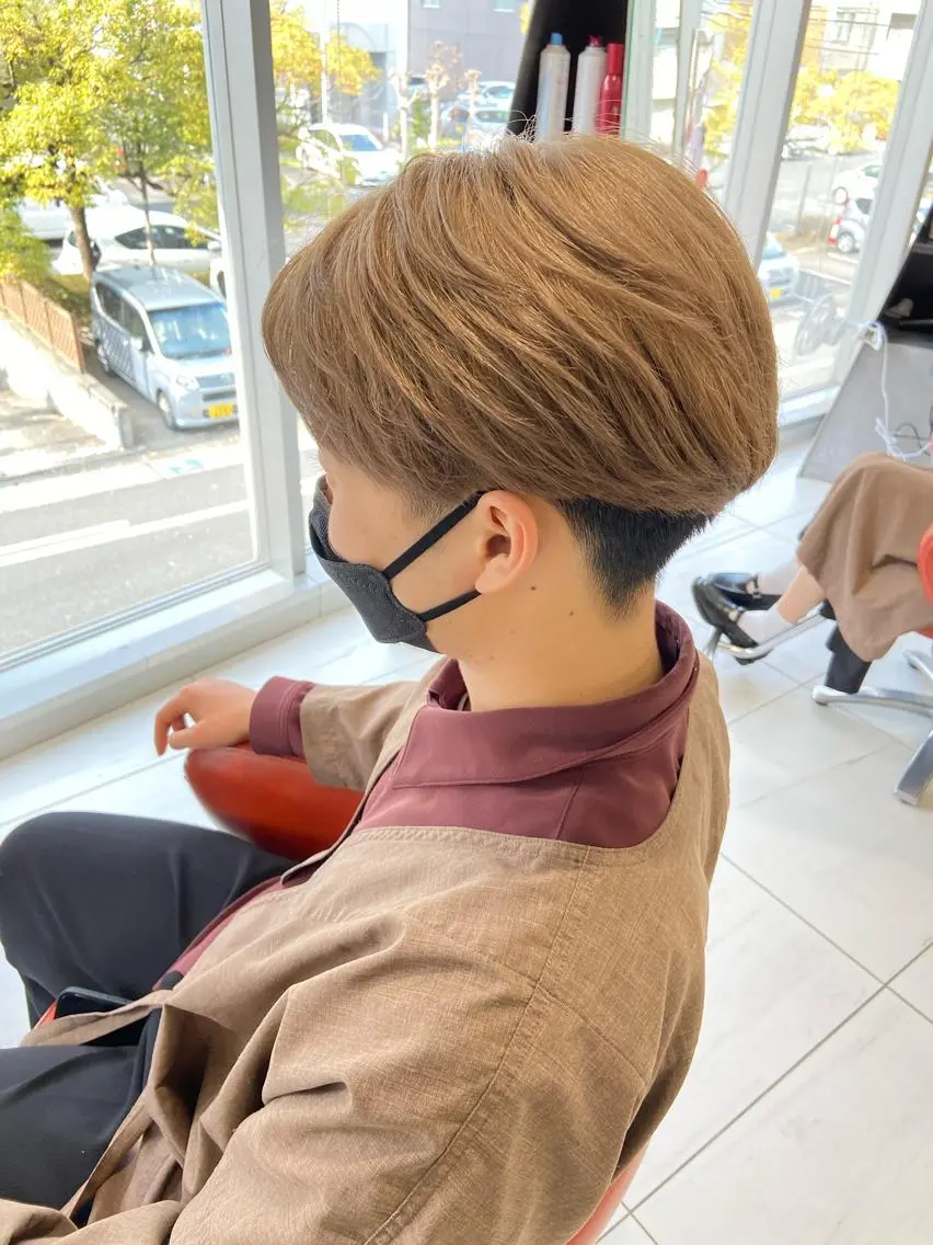 ショート カラー ヘアカラー 浅野 匠のヘアスタイル