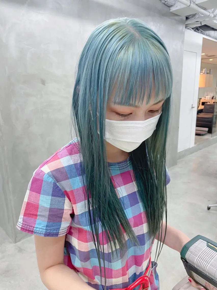 ロング カラー レイヤーカット 🪩yurikaのヘアスタイル