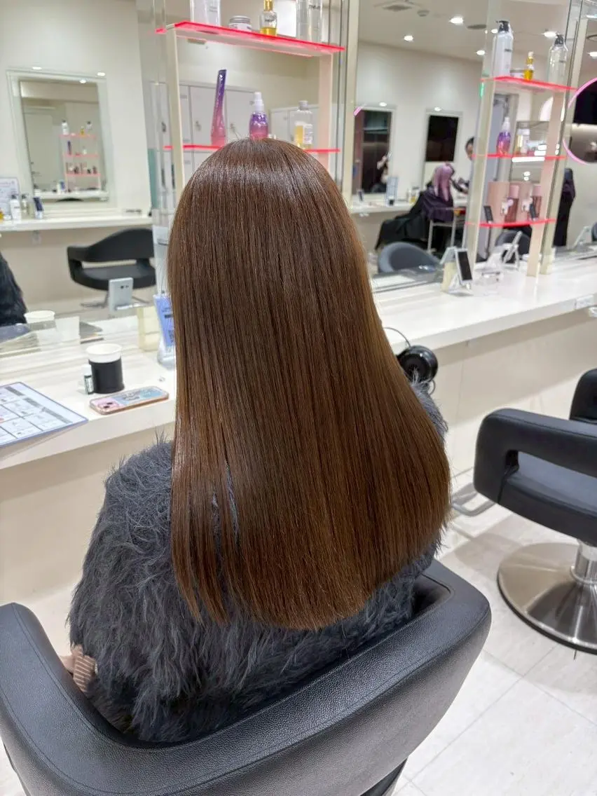 カラー 夏の透明感ベージュ 🪽池袋LANDのヘアスタイル