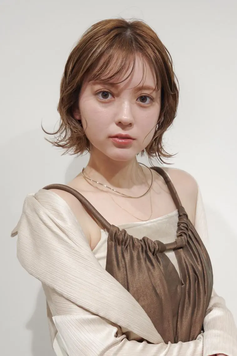 カラー ショート 井上 美穂のヘアスタイル