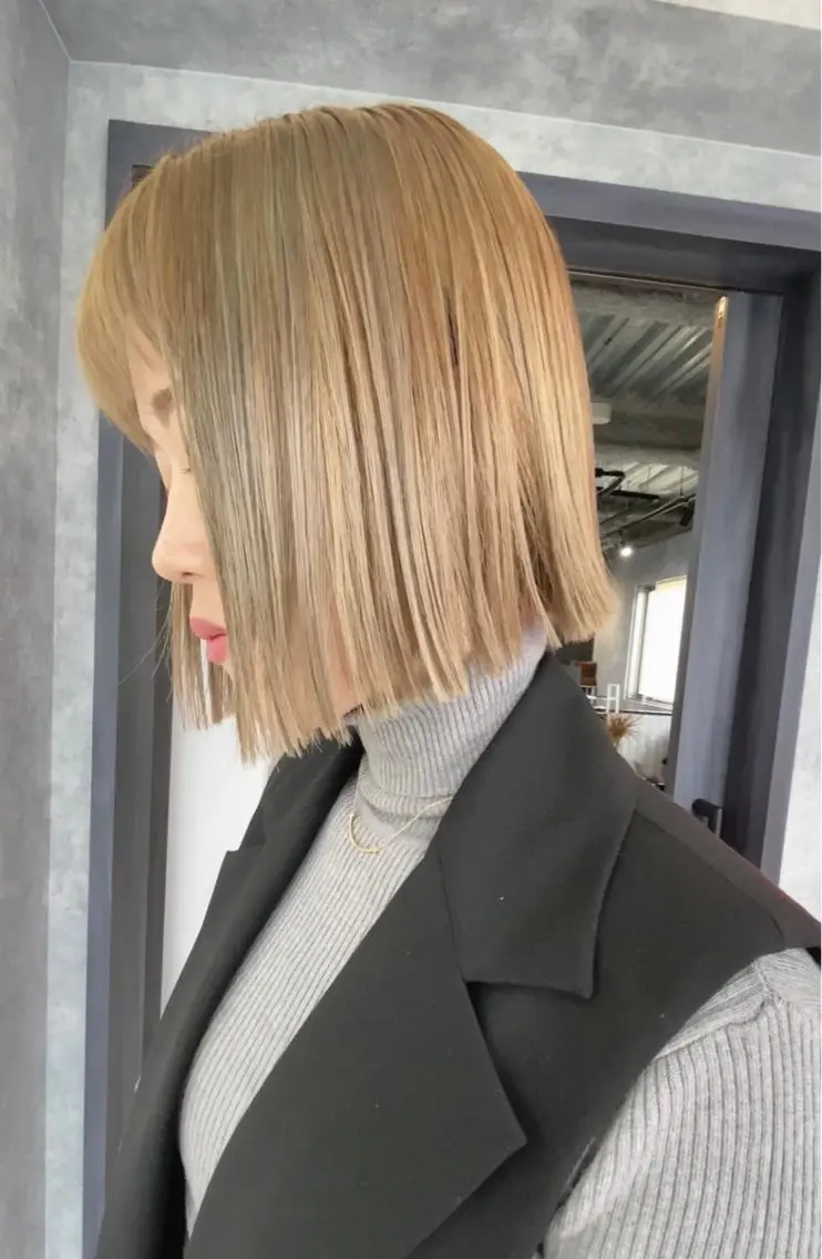 ミディアム カット ヘアカラー トリートメント en Siena エンシエナのヘアスタイル