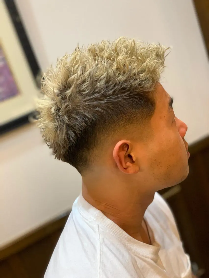 ショート パーマ 近藤 真のヘアスタイル