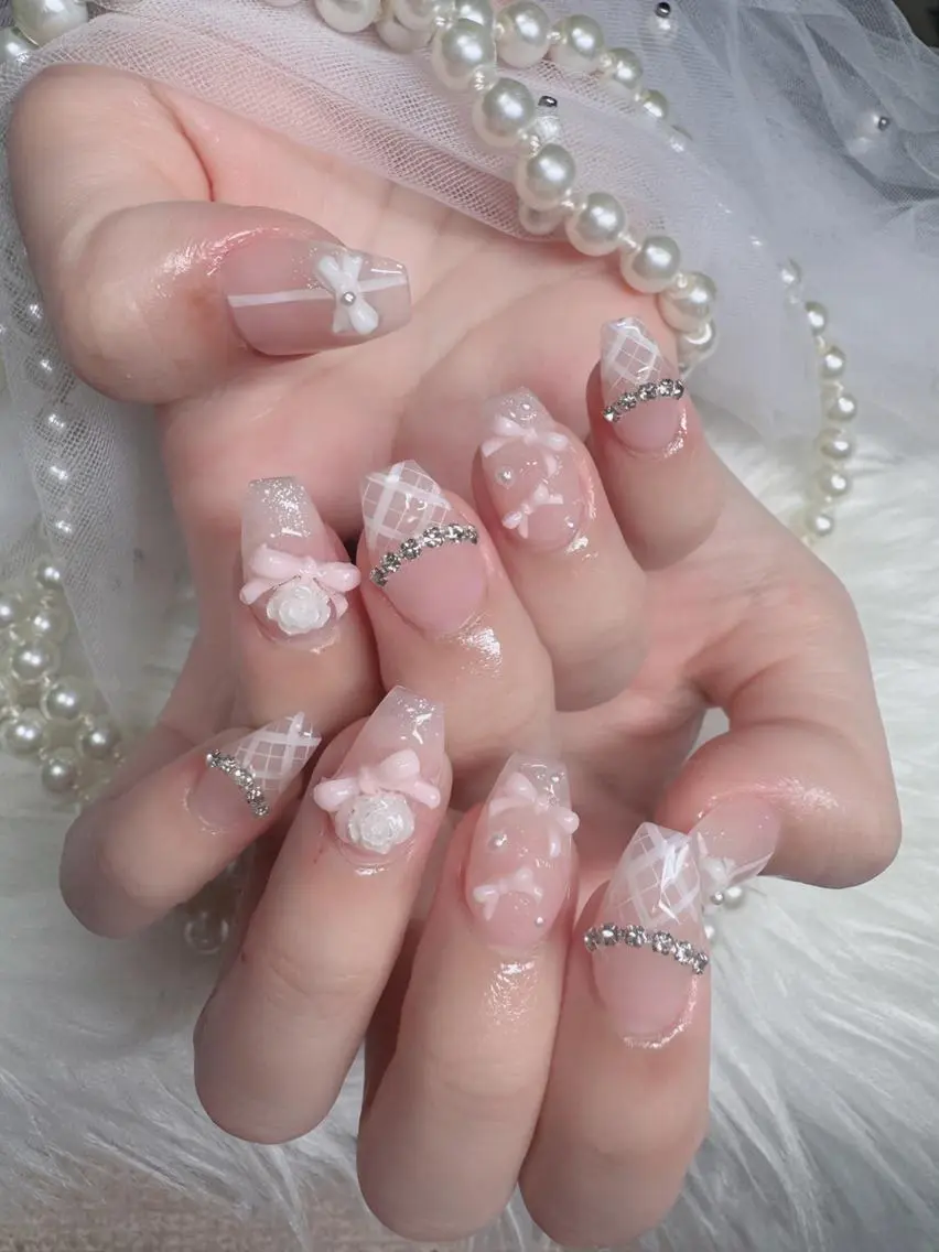 ネイル フレンチネイル ジェルネイル ハロウィン 韓国ネイル マグネットネイル ハンドネイル H.baby Nail Salonのネイルデザイン