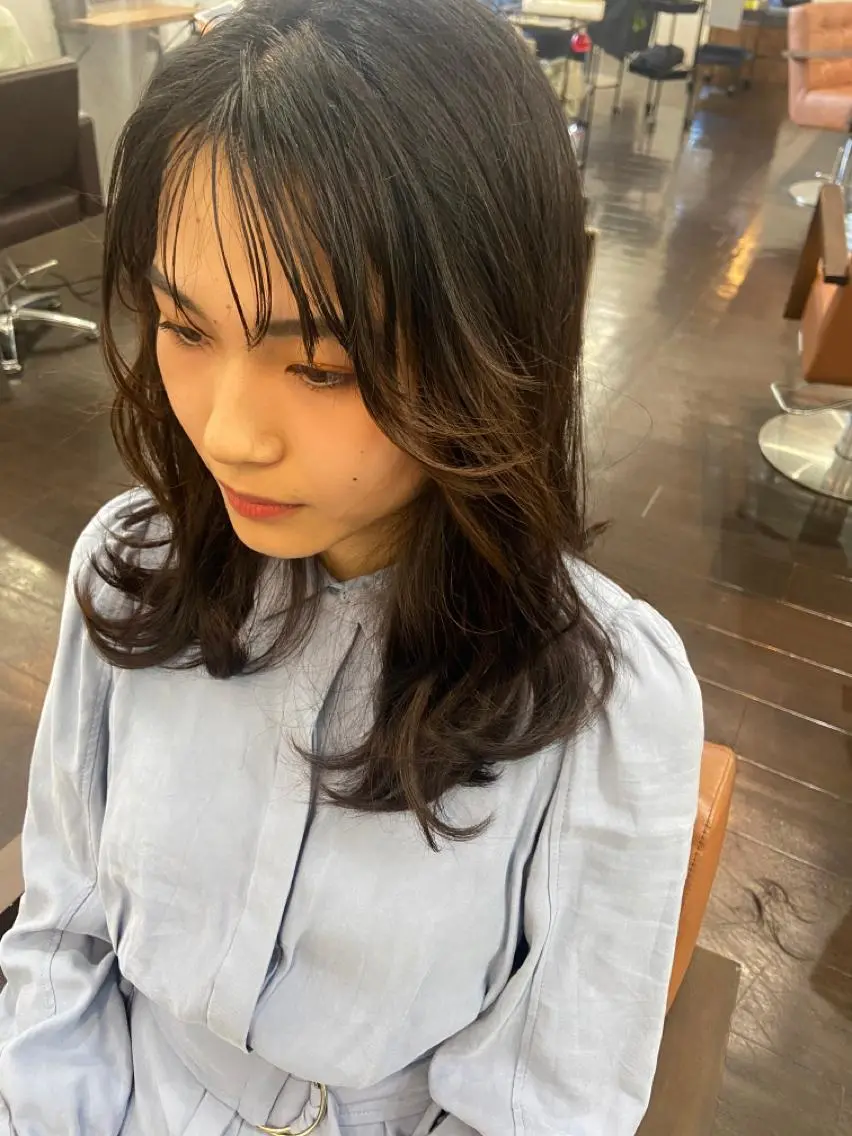セミロング カラー パーマ ヘアアレンジ メンズ キッズ ネイル マツエク・マツパ 子どものヘアアレンジ メンズバレイヤージュ メンズハイライト メンズインナーカラー メンズ韓国風 久木原 ゆりのヘアスタイル