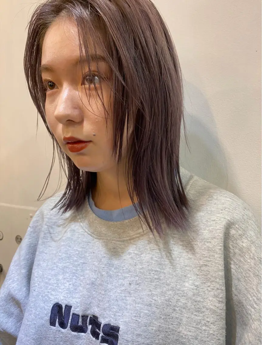 カラー サトウ ナナのヘアスタイル