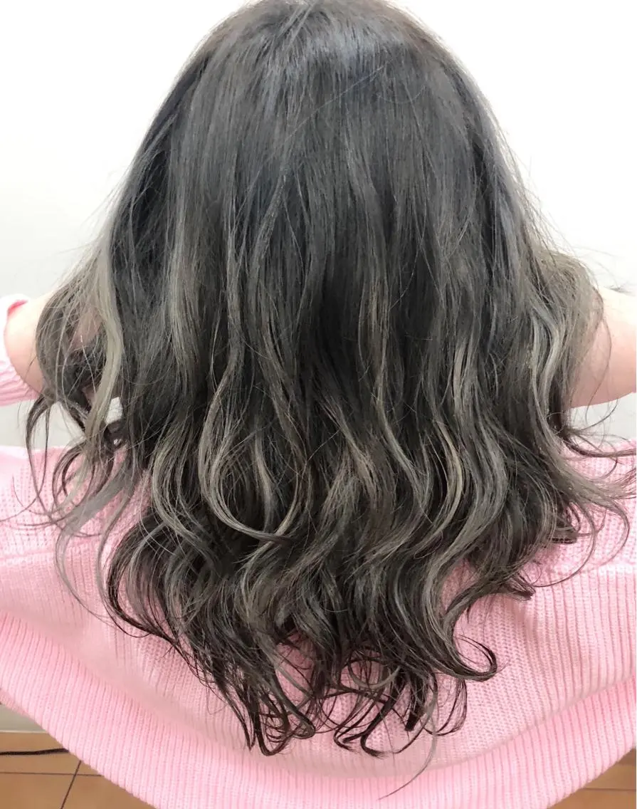 セミロング カラー ハイライトカラー ハイライト レイヤー/エクステ alpha下妻のヘアスタイル