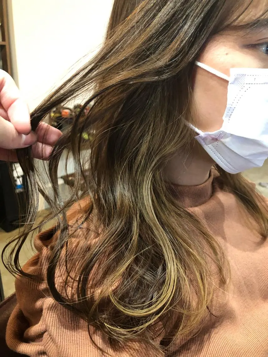ショート カラー インナーカラー フラミューム アカデミーのヘアスタイル