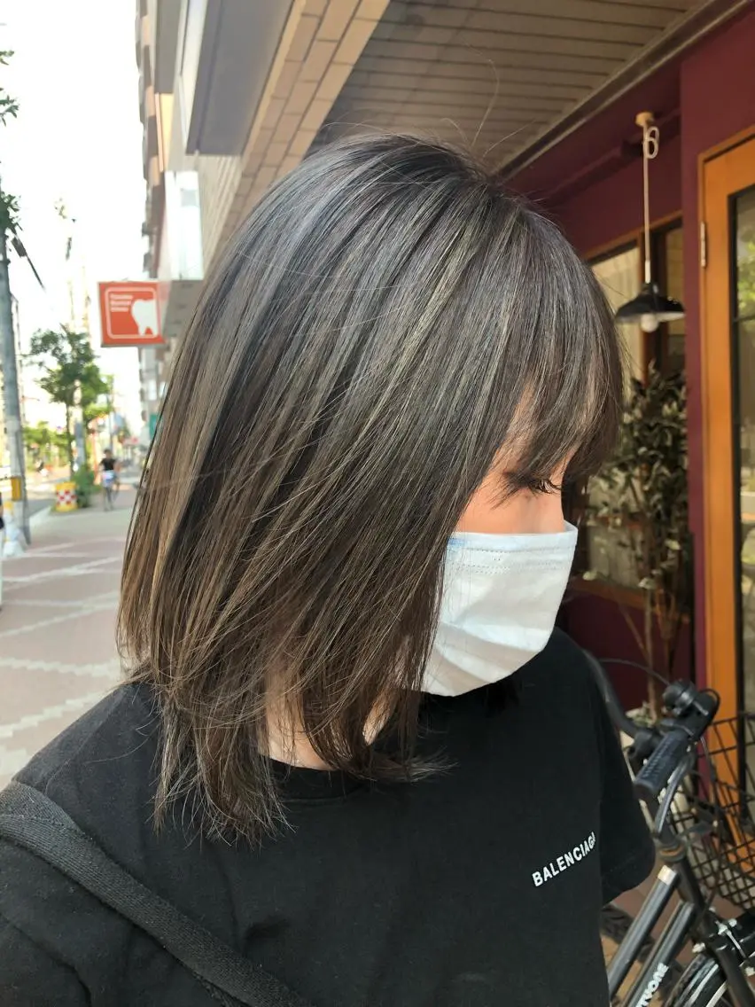 セミロング nowhere ノーウェアのヘアスタイル