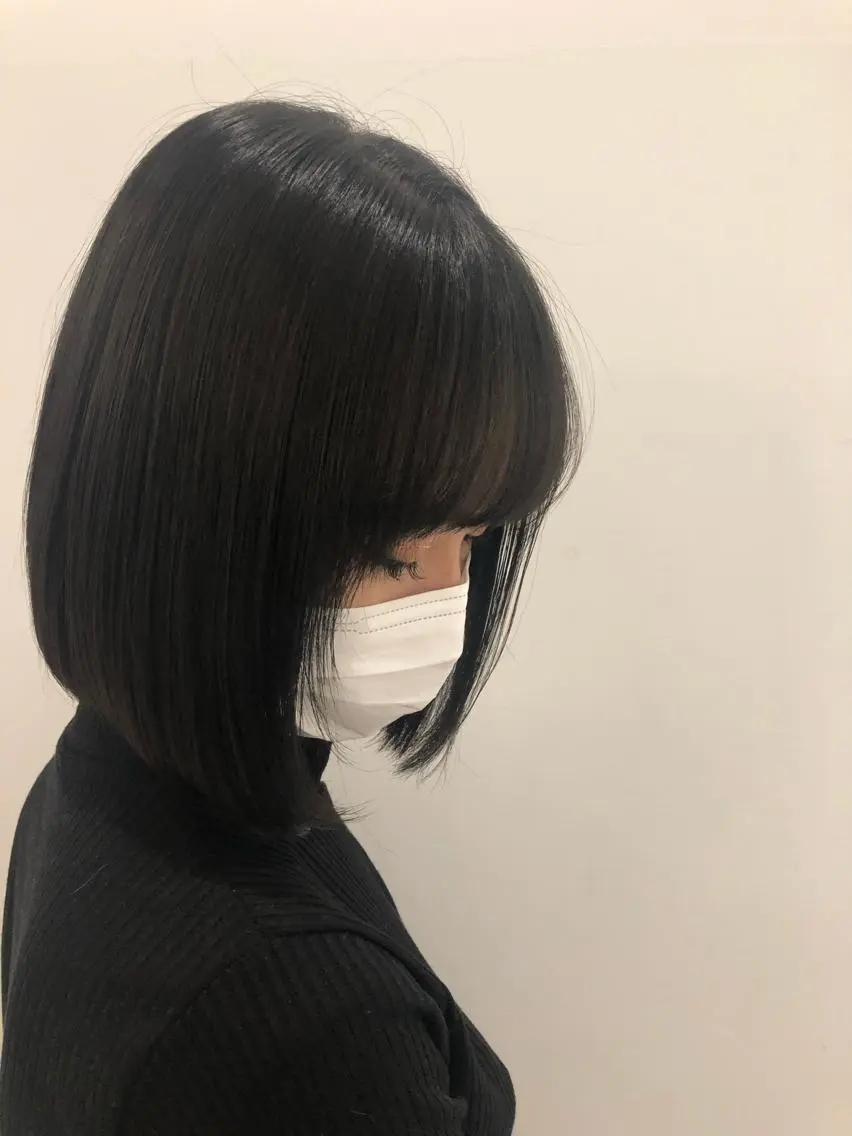 ミディアム 銀座／レイヤーカット 🤍内野すみれのヘアスタイル