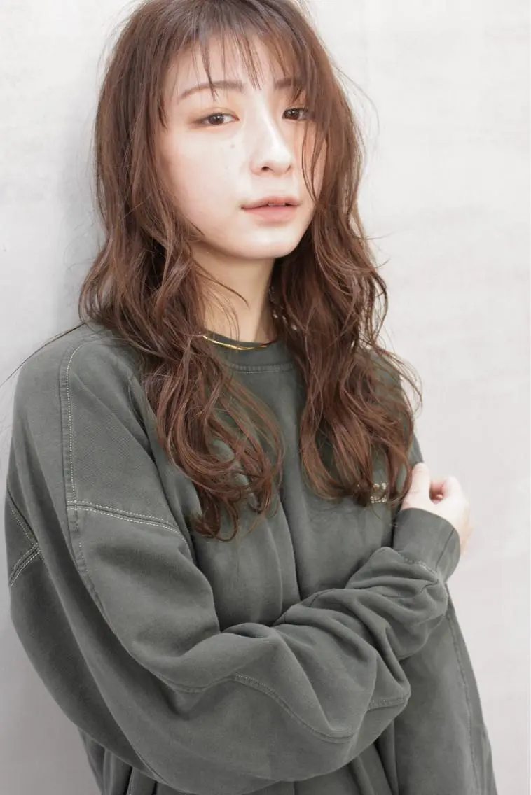ロング LoRE hairのヘアスタイル