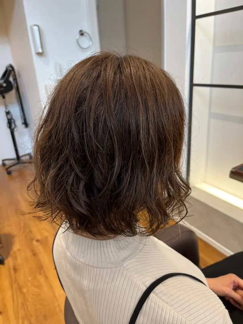 ミディアム パーマ ミディアムパーマ くせ毛 オ ギのヘアスタイル