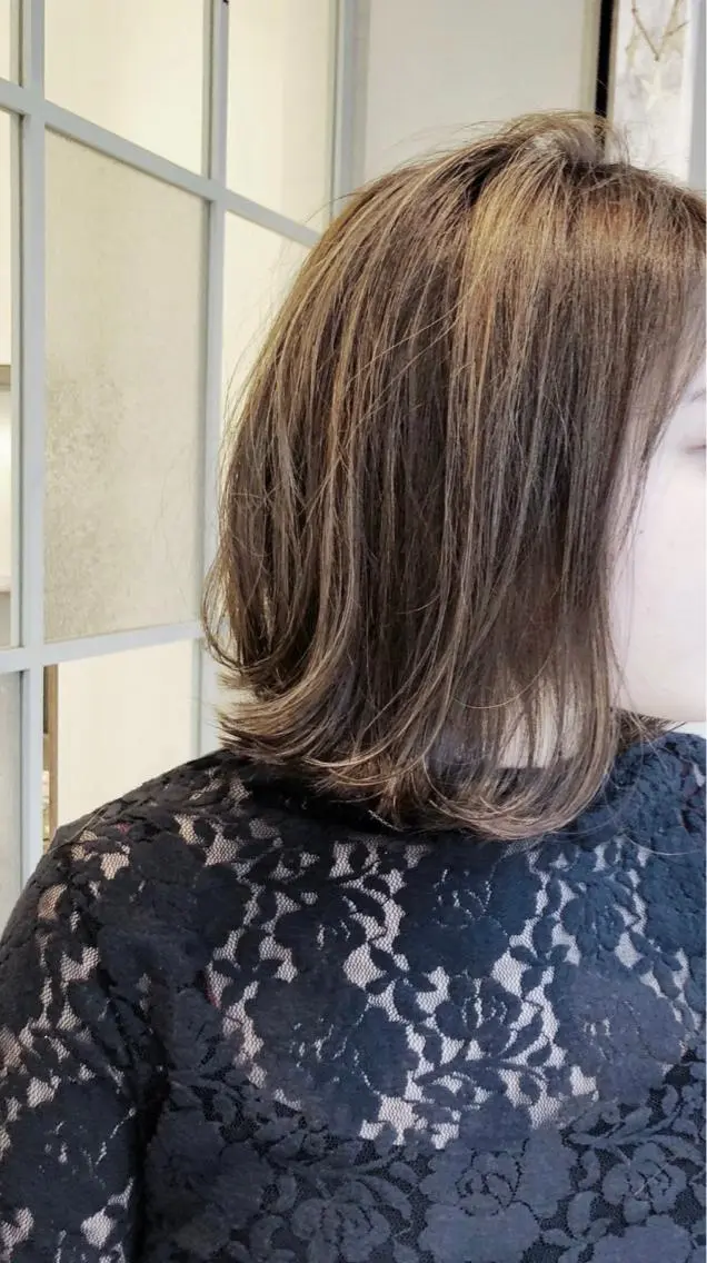 ミディアム カット トリートメント 岩渕 由里香のヘアスタイル