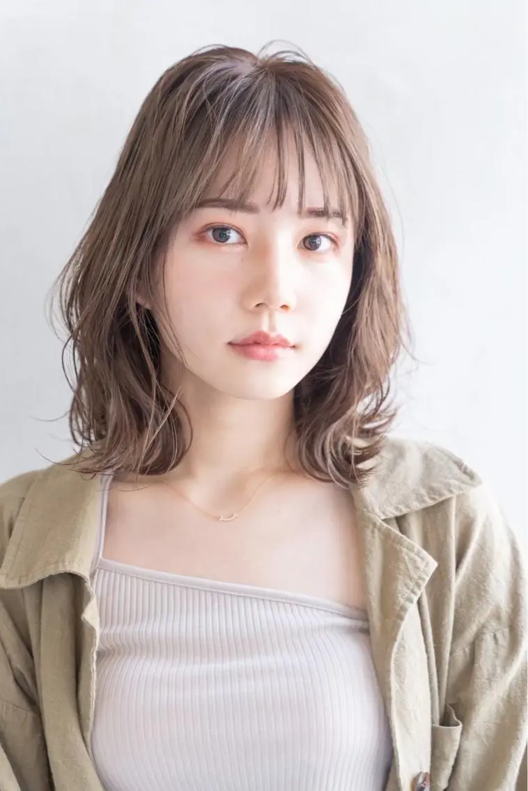 ミディアム 顔まわりレイヤー 韓国風ヘア レイヤーカット ローレイヤー 縮毛矯正 【必ず似合わせます】 川口航平のヘアスタイル