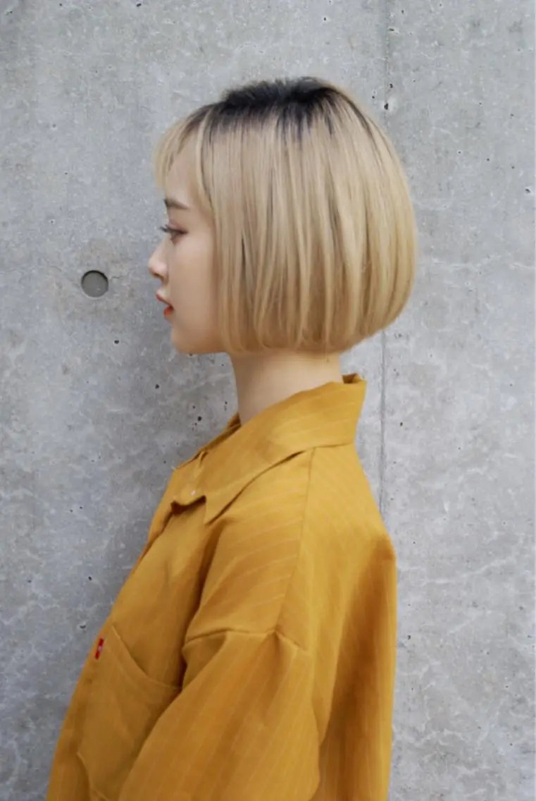 ショート カラー ハイトーンカラー ボブ みうら ミウラのヘアスタイル