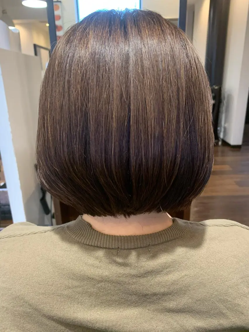 ショート ボブ 縮毛矯正 丸山 寛のヘアスタイル