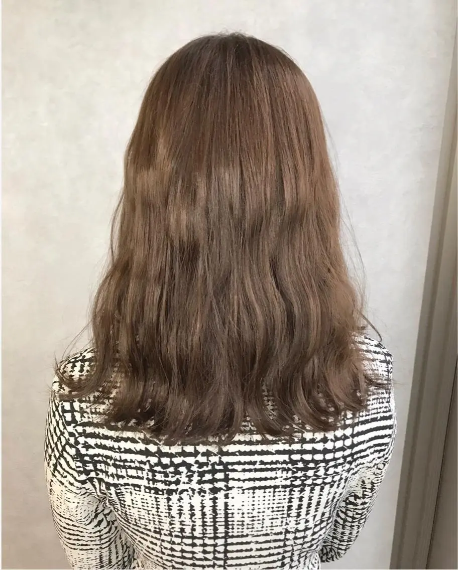 セミロング カラー YUI𓍯エクステ /ニュアンスカラーのヘアスタイル