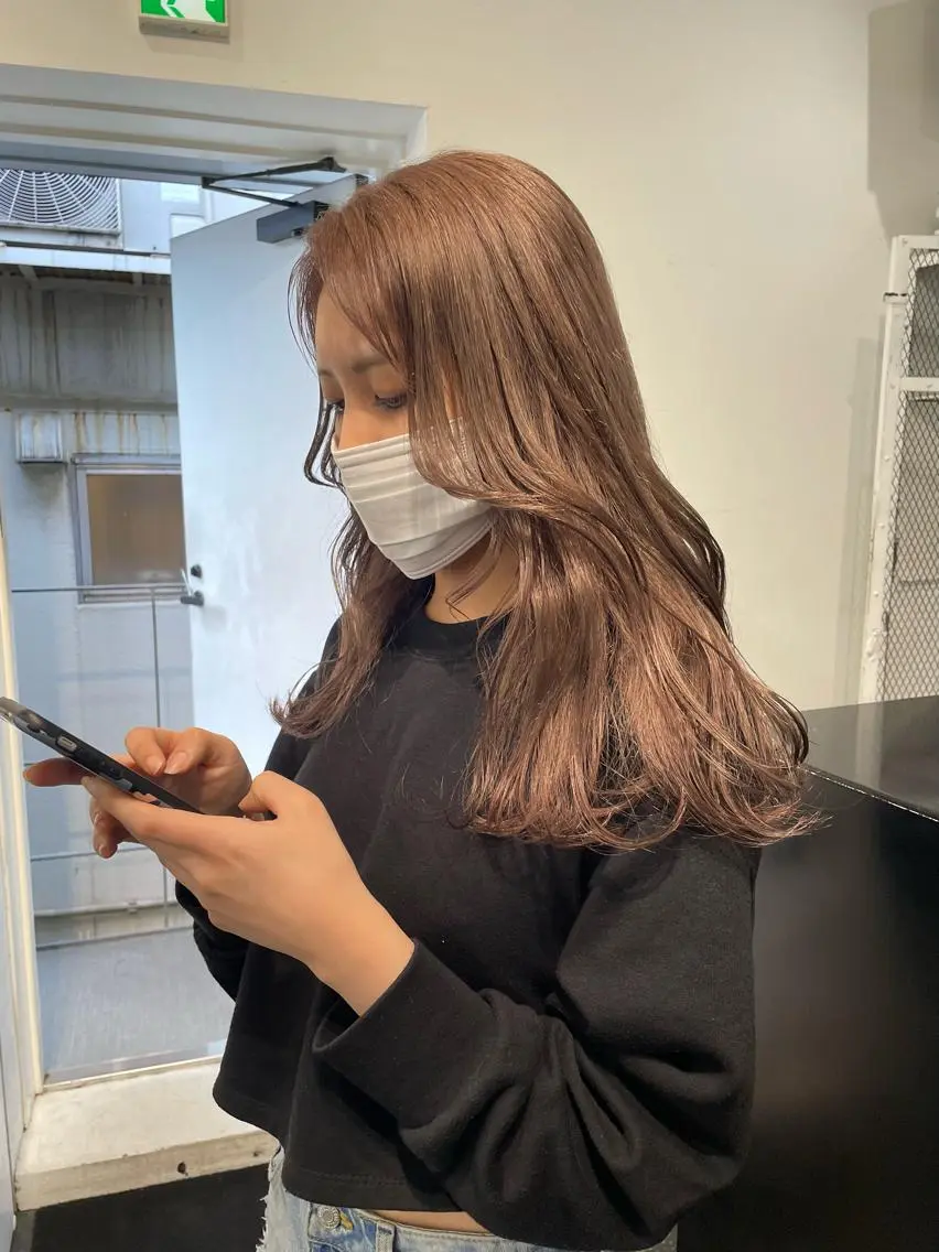 セミロング カラー パーマ ヘアアレンジ メンズ キッズ ネイル マツエク・マツパ アイブロウ メンズバレイヤージュ メンズブリーチ メンズハイライト メンズハイトーン メンズインナーカラー カット ヘアカラー トリートメント 艶ハイトーン/ヘア アレンジAYAKAのヘアスタイル