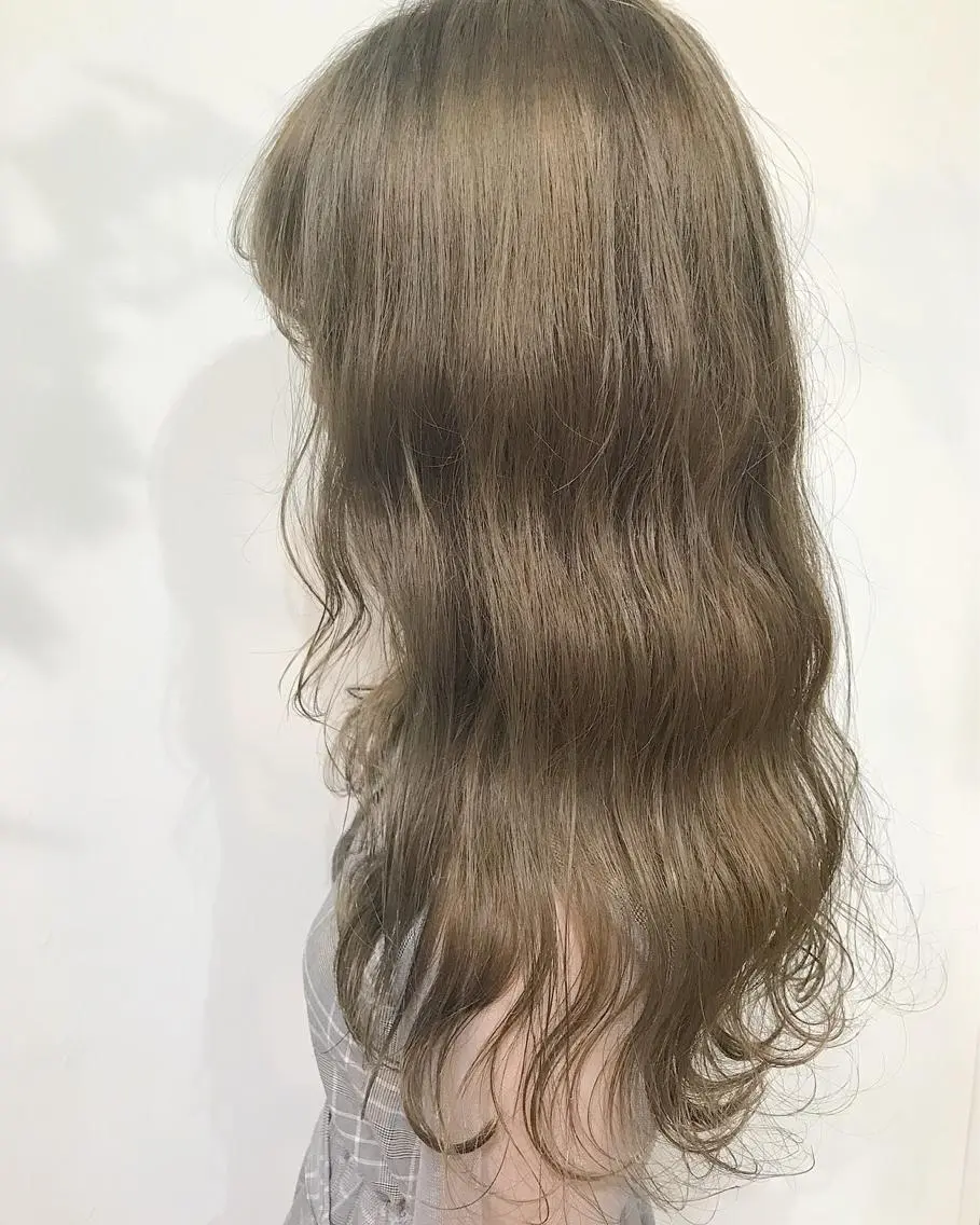 ロング カラー ベージュカラー ミルクティーベージュ ヘアカラー トリートメント レイヤー/顔周り /AKARIのヘアスタイル