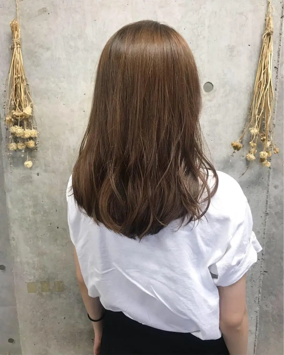 セミロング カラー ヘアアレンジ アッシュ ベージュカラー Satsuki ✂︎♡のヘアスタイル