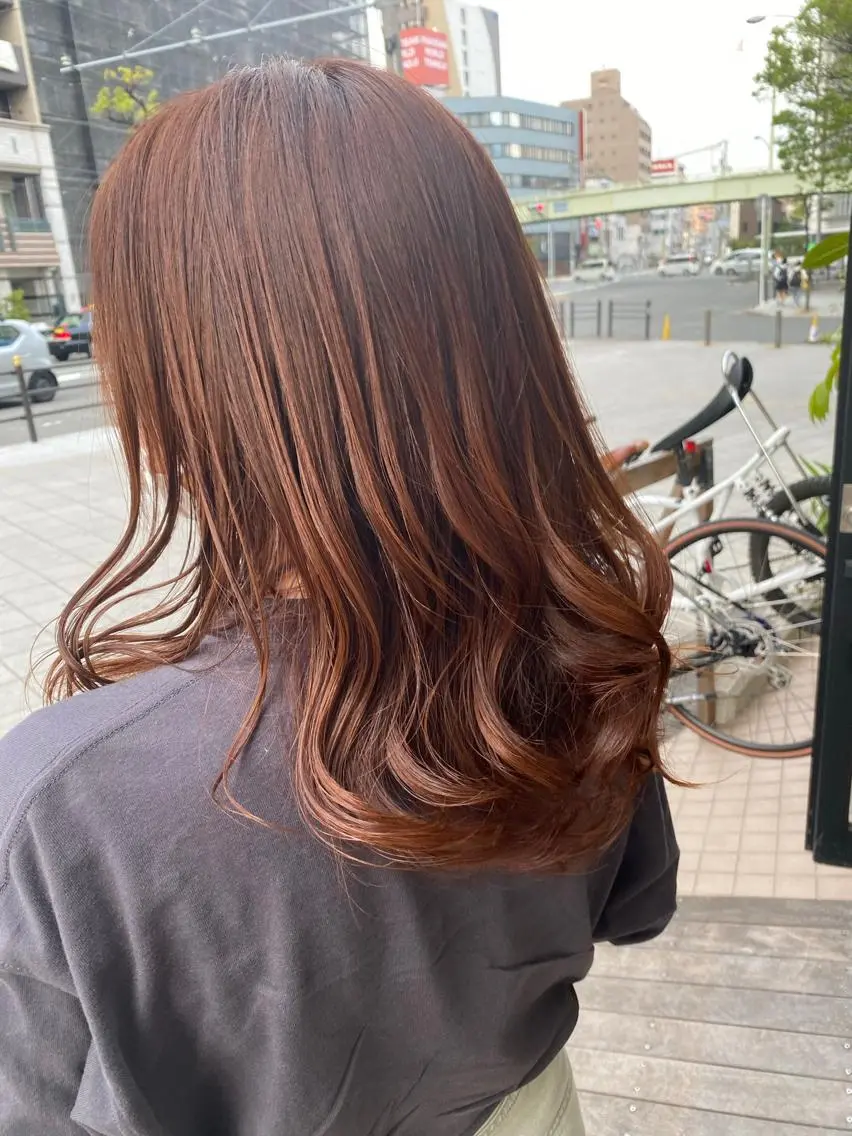 セミロング カラー 髪質改善 大内翔太のヘアスタイル