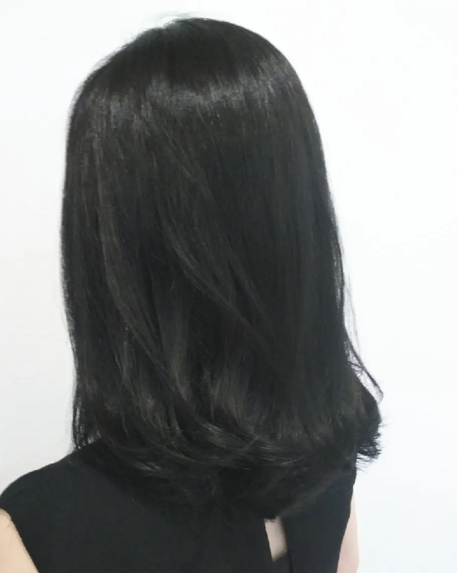 セミロング カラー パーマ ヘアアレンジ メンズ キッズ ネイル マツエク・マツパ 子どものヘアアレンジ メンズハイライト アディクシーカラー アッシュ ケアカラー MEGUMI megumiのヘアスタイル