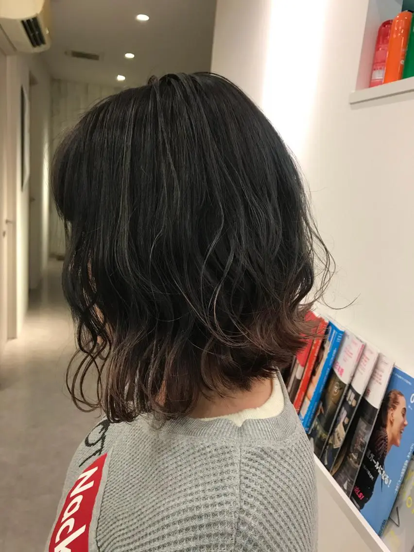 ミディアム カラー ri saのヘアスタイル