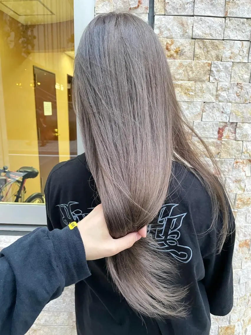 ロング ヘアカラー Loob.TOKYO MIYA🌈のヘアスタイル