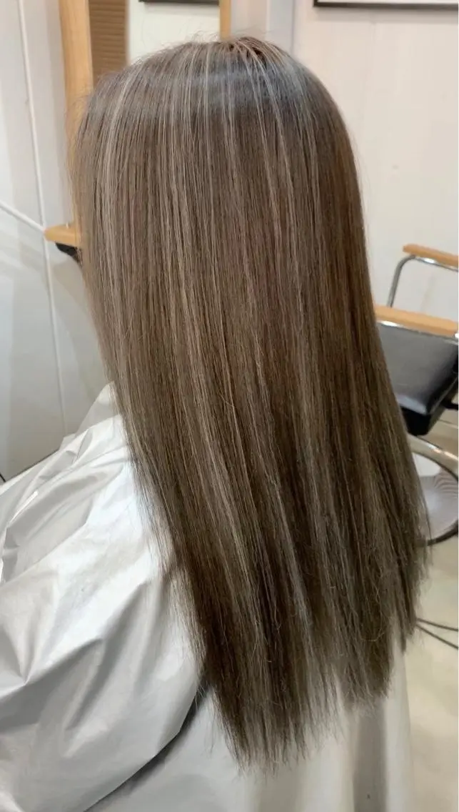 ロング カラー ヘアアレンジ ネイル マツエク・マツパ ハイライトカラー ハイライト ヘアカラー ブリーチ特化 / share 元太のヘアスタイル
