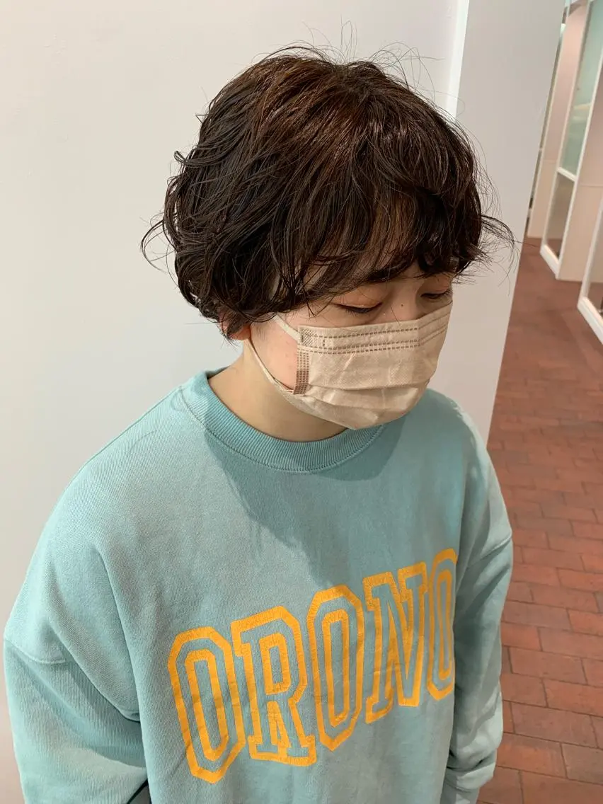 ショート パーマ ニュアンスパーマ 片岡 由依のヘアスタイル