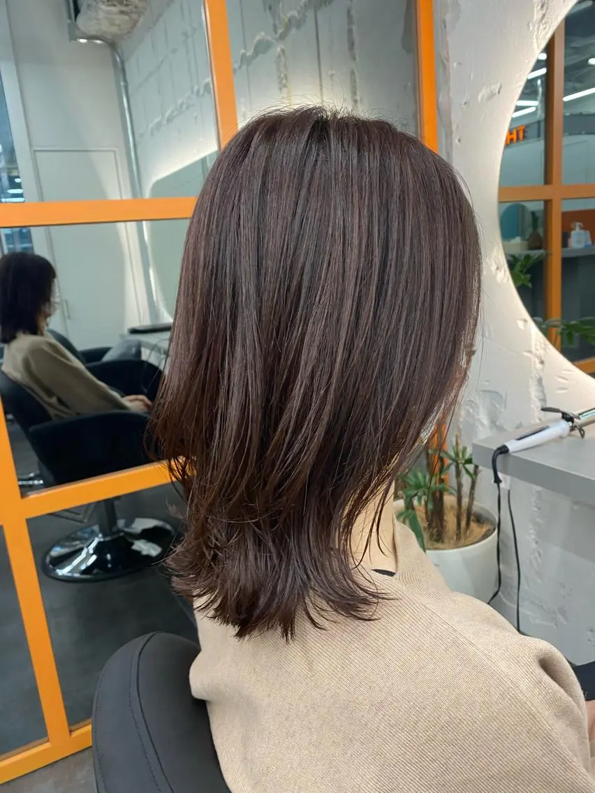 セミロング カット ヘアカラー トリートメント 長畑 光紀のヘアスタイル