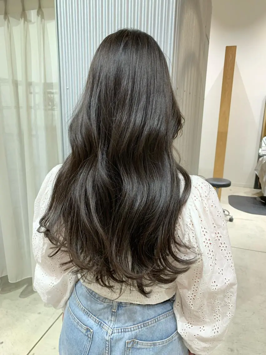 ロング カラー ヘアアレンジ カット ヘアカラー トリートメント yuka .のヘアスタイル